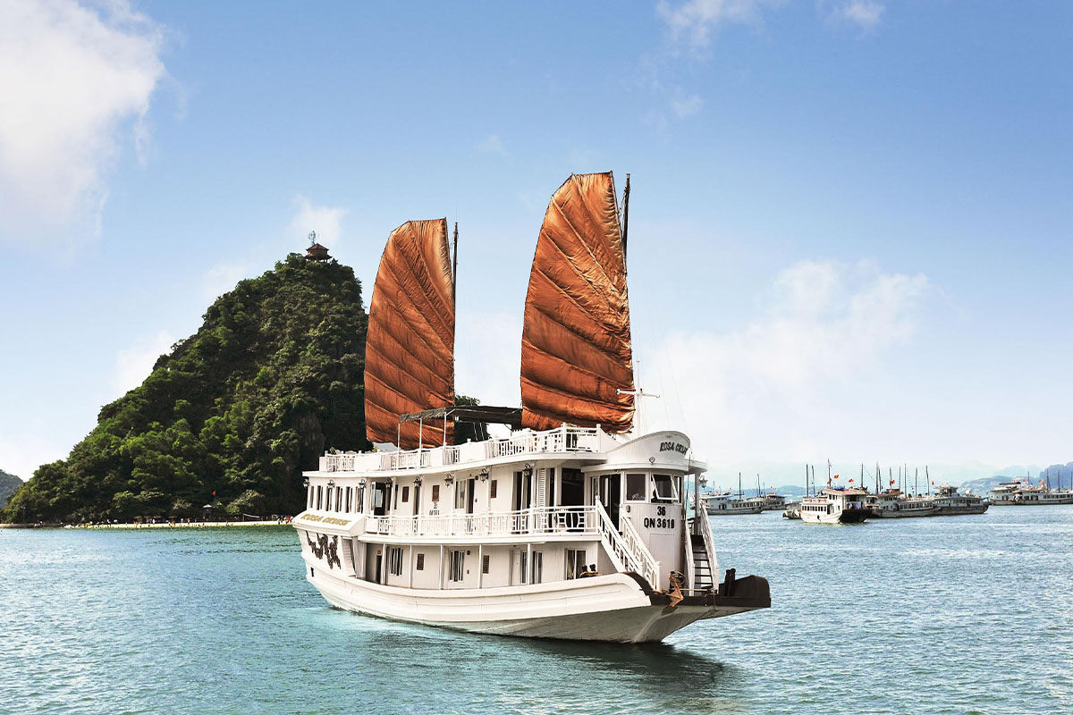  Ha Long Bay Cruise