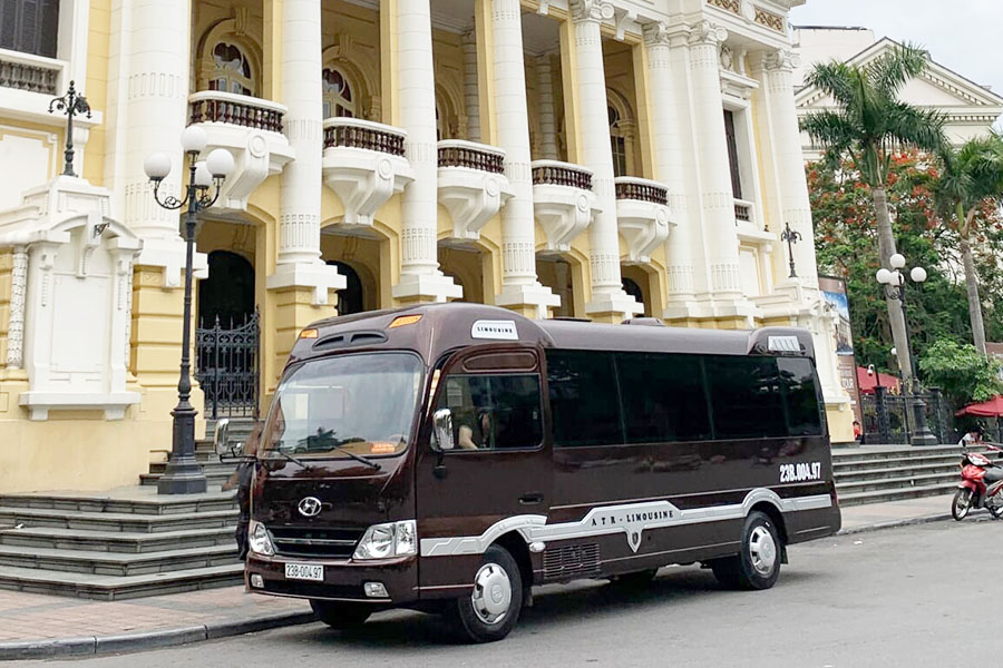 Hanoi to Ha Giang limousine van